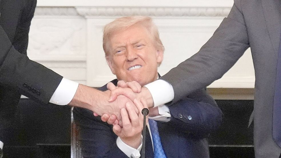 US-Präsident Donald Trump brüstet sich immer wieder, schon mehrere Kriege und große Konflikte beendet zu haben. (Archivbild) Foto: Mark Schiefelbein/AP/dpa