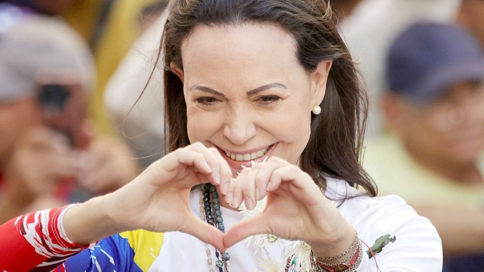 Die diesjährige Friedensnobelpreisträgerin María Corina Machado ist untergetaucht. (Archivbild) Foto: Jesus Vargas/dpa