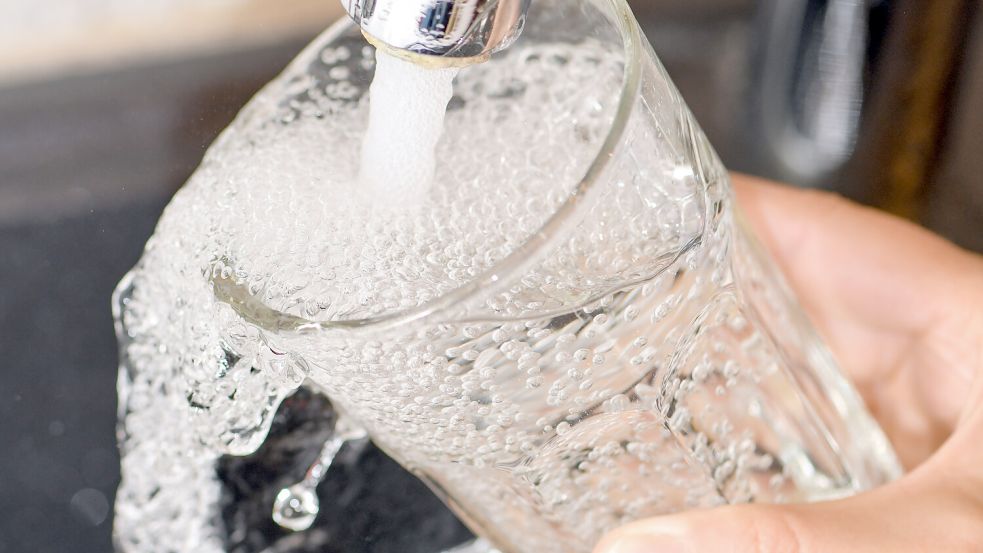 Der BUND hatte deutschlandweit Trinkwasserproben gesammelt. Foto: Patrick Pleul/dpa