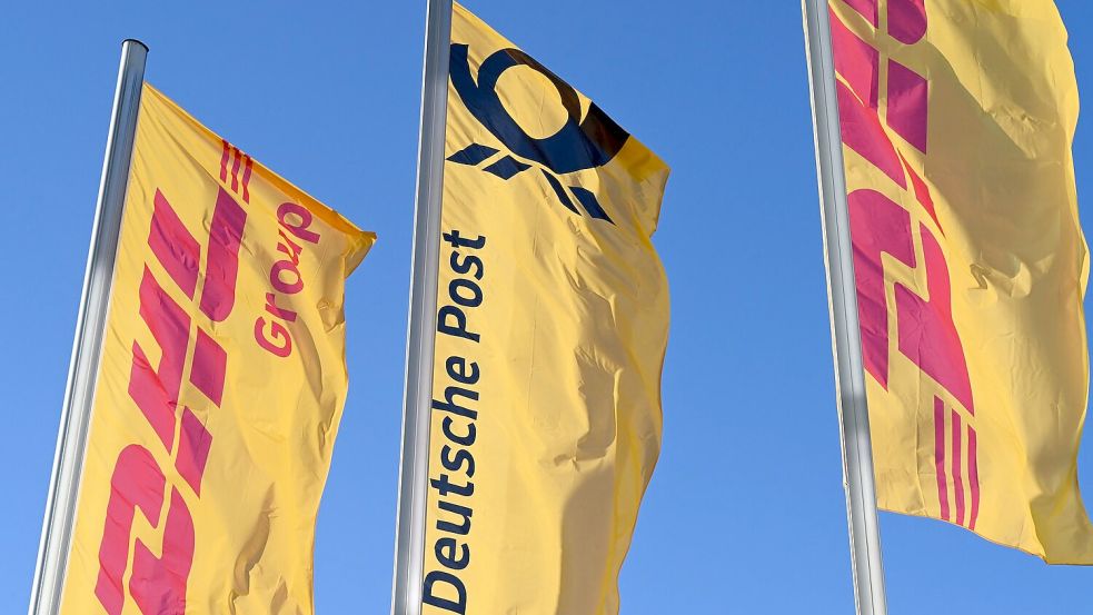 Etwas verwirrend: Das Stammgeschäft der Briefbeförderung heißt Deutsche Post, der Bonner Konzern wiederum nennt sich DHL - und an der Börse heißt er dann doch noch Deutsche Post. Foto: Wolf von Dewitz/dpa