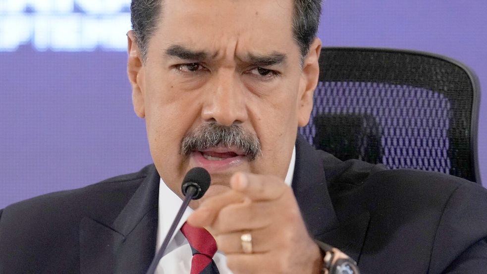 Venezuelas Staatschef Maduro wirft den USA vor, das Öl seines Landes im Visier zu haben. Foto: Ariana Cubillos/AP/dpa