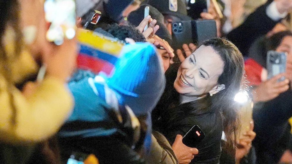 Machado traf in der Nacht in Oslo ein. Foto: Lise Åserud/NTB Scanpix/AP/dpa