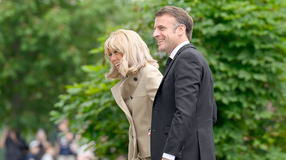 Brigitte begleitet ihren Mann zu vielen offiziellen Terminen. (Archivbild) Foto: Robert Michael