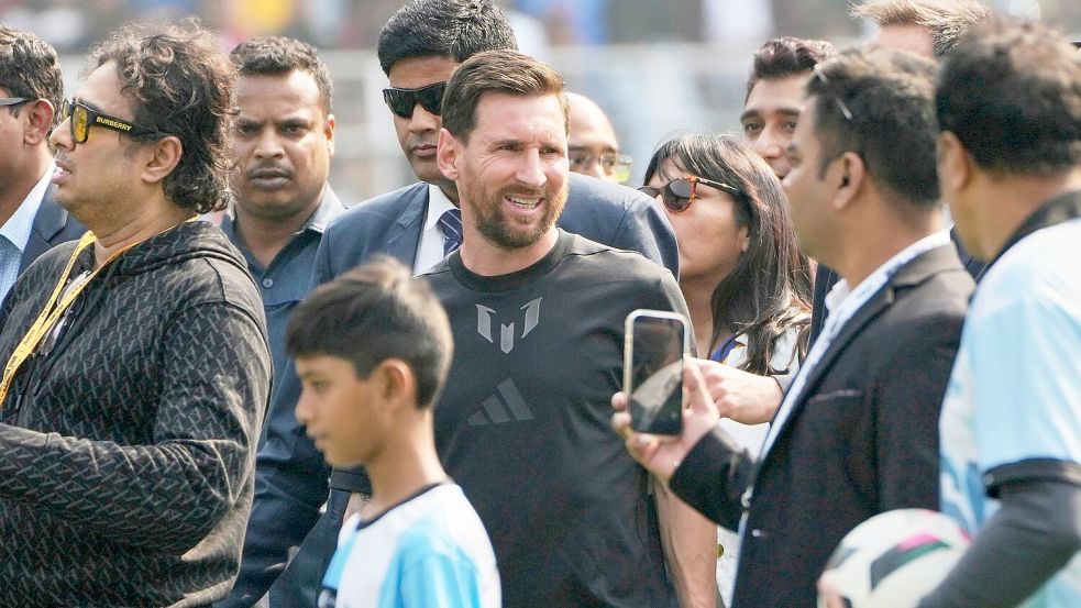 Fußball-Star Lionel Messi ist in Indien unterwegs. Foto: Bikas Das/AP/dpa