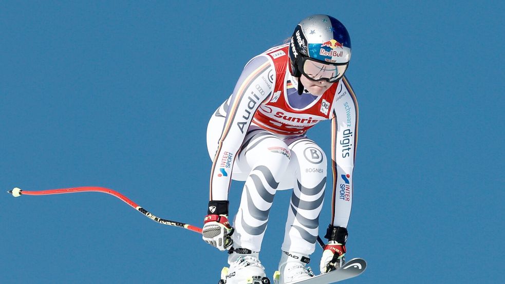 Emma Aicher zeigte im zweiten Rennen von St. Moritz eine famose Fahrt. Foto: Gabriele Facciotti/AP/dpa