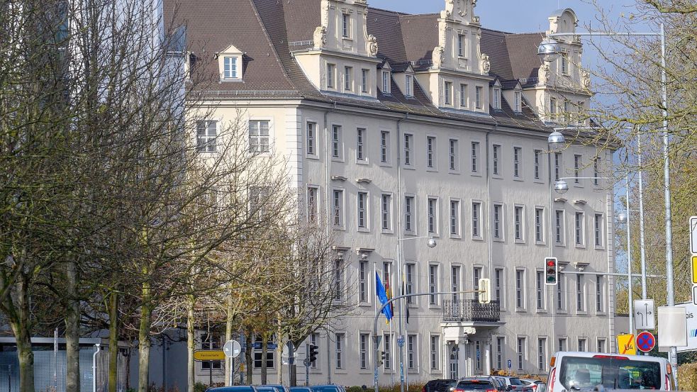 In Magdeburg wurde am Freitag ein 21-Jähriger in Gewahrsam genommen. (Archivbild) Foto: Klaus-Dietmar Gabbert