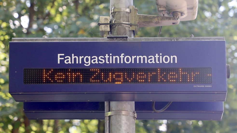 Meldungen über Störungen bis hin zu Zugausfällen sind für Bahnreisende trauriger Alltag. Wann wird sich das endlich ändern? Foto: IMAGO/Gottfried Czepluch