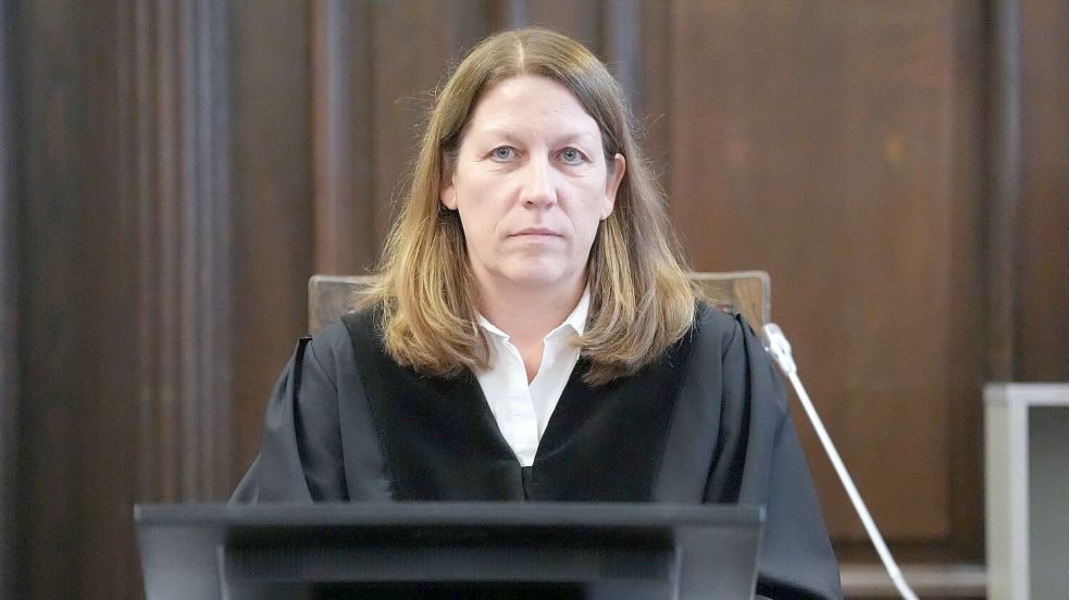 Die Vorsitzende Richterin Isabel Hildebrandt hat viele Fragen an den mutmaßlichen Chef der Entführer. Foto: Marcus Brandt
