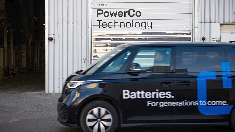 In Salzgitter ist im ersten Werk der Batterietochter PowerCo offiziell die Produktion angelaufen. Foto: Moritz Frankenberg