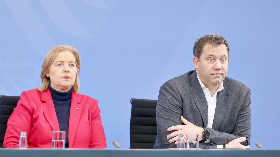 Bereit zur Bürgergeld-Reform mit Einschnitten: die SPD-Parteichefs Bärbel Bas und Lars Klingbeil. Jetzt müssen sie allerdings noch ihre Bundestagsfraktion überzeugen. Foto: IMAGO/dts Nachrichtenagentur