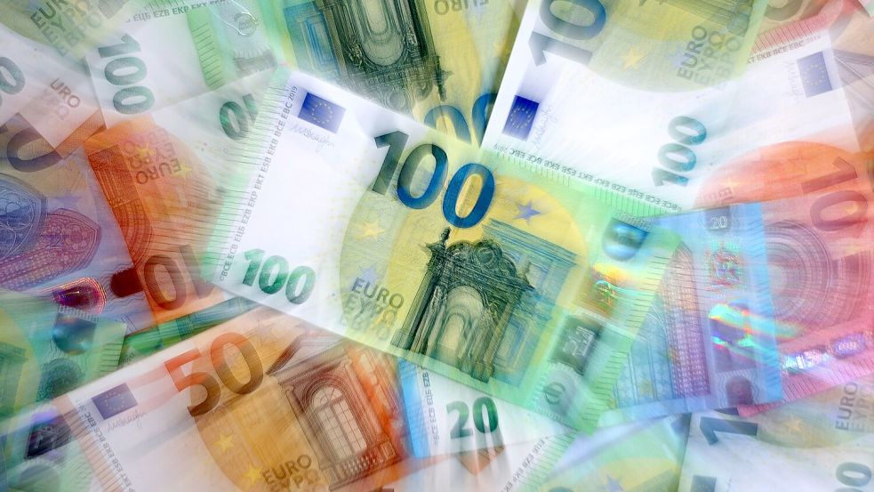 Kreditbanken steigern Neugeschäft dank steigender Nachfrage von Verbraucherinnen und Verbrauchern nach Finanzierungen. (Symbolbild) Foto: Karl-Josef Hildenbrand