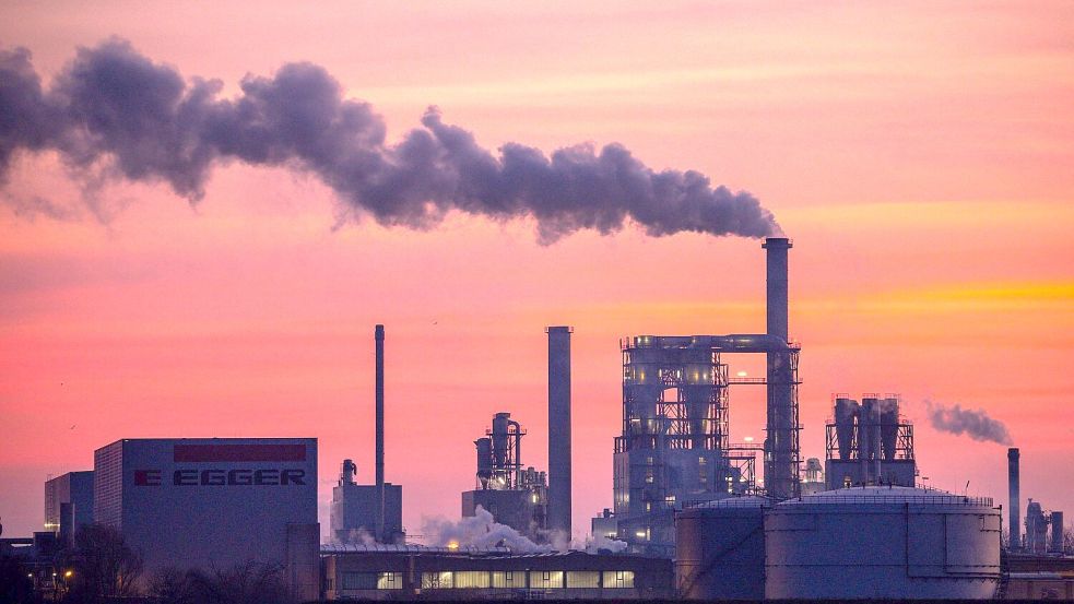 Die Bundesbank sieht für 2026 erste Lichtblicke für die deutsche Wirtschaft nach drei mageren Jahren. (Symbolbild) Foto: Jens Büttner