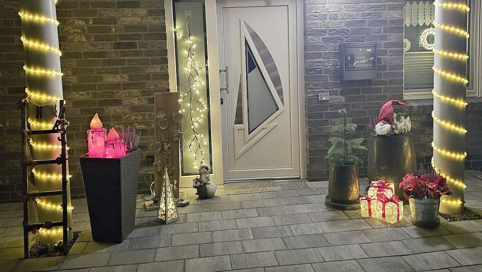 Auch der Eingangsbereich der Familie Böckler ist adventlich gestaltet worden. Foto: Familie Böckler