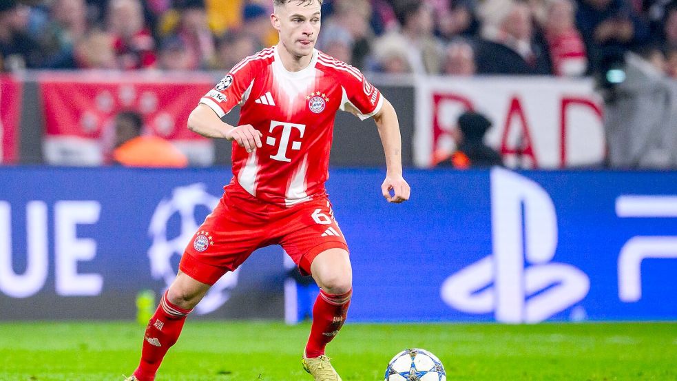 Der Fuß schmerzt zu sehr: Joshua Kimmich fehlt dem FC Bayern zum Jahresabschluss. (Archivbild) Foto: Tom Weller
