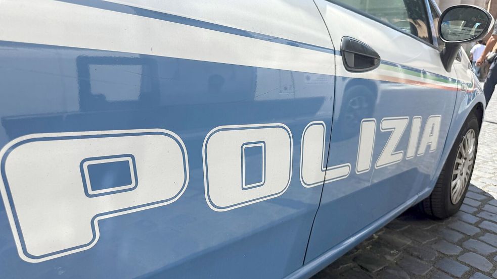 In Italien ist der Polizei eine großer Schlag gegen den Drogenhandel gelungen. (Illustration) Foto: Sabina Crisan/dpa