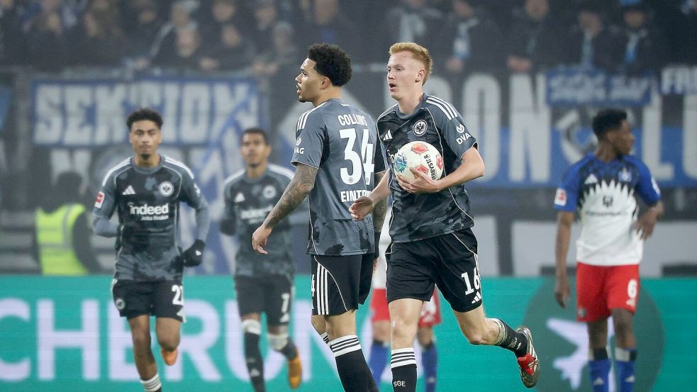 Hugo Larsson nach seinem Treffer zum Ausgleich. Foto: Christian Charisius