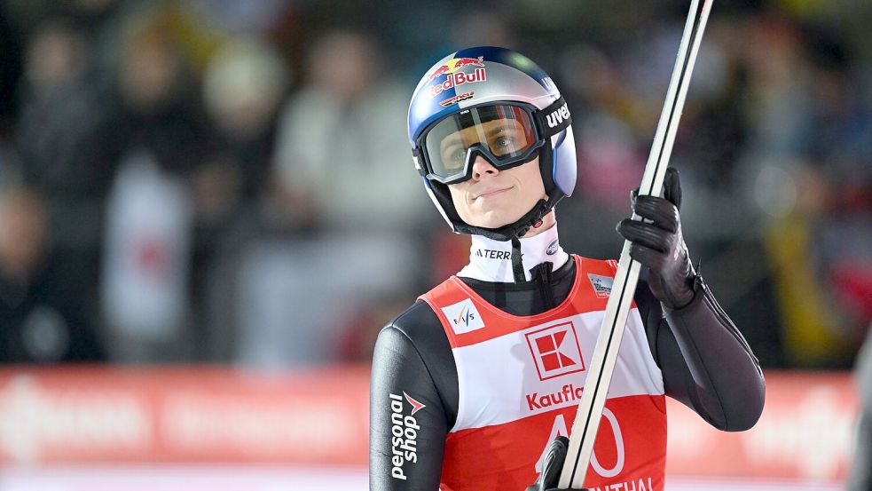 Andreas Wellinger springt bislang schwach. (Archivbild) Foto: Hendrik Schmidt