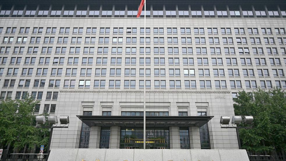 China verhängt vorläufige Zölle auf einige Milchprodukte. Schuld an der Lage sei Brüssel, das ebenfalls gegen chinesische Produkte vorgehe, heißt es aus Peking. (Archivbild) Foto: Johannes Neudecker/dpa