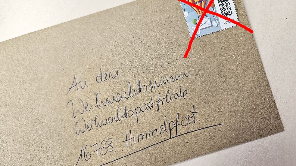 95 Cent Porto reichen bei diesem Brief nicht. Der Grund: Der Briefumschlag ist nicht weiß. Foto: Susanne Otto