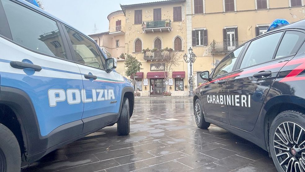 Immer wieder muss die Polizei in Italien gegen gewalttätige Jugendbanden vorgehen (Illustration). Foto: Christoph Sator/dpa