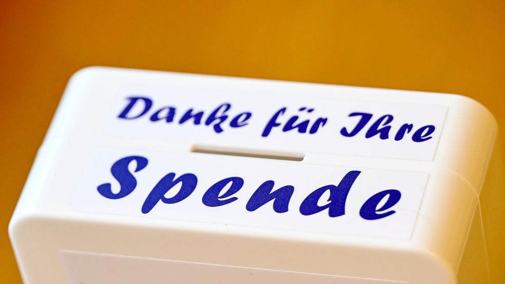 Die Spendenbereitschaft mancher Menschen geht offenbar zurück. (Symbolbild) Foto: Jens Kalaene