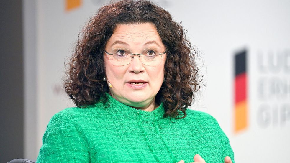 Andrea Nahles warnt vor schlechten Jobchancen für Arbeitslose. Diese Bundesregierung wird das nicht ändern. Foto: dpa/SVEN SIMON