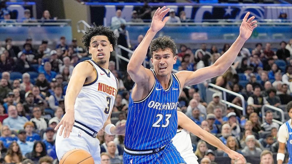 Tristan da Silva (r.) steuerte gute 17 Punkte zum Sieg seines Teams bei. Foto: John Raoux/AP/dpa
