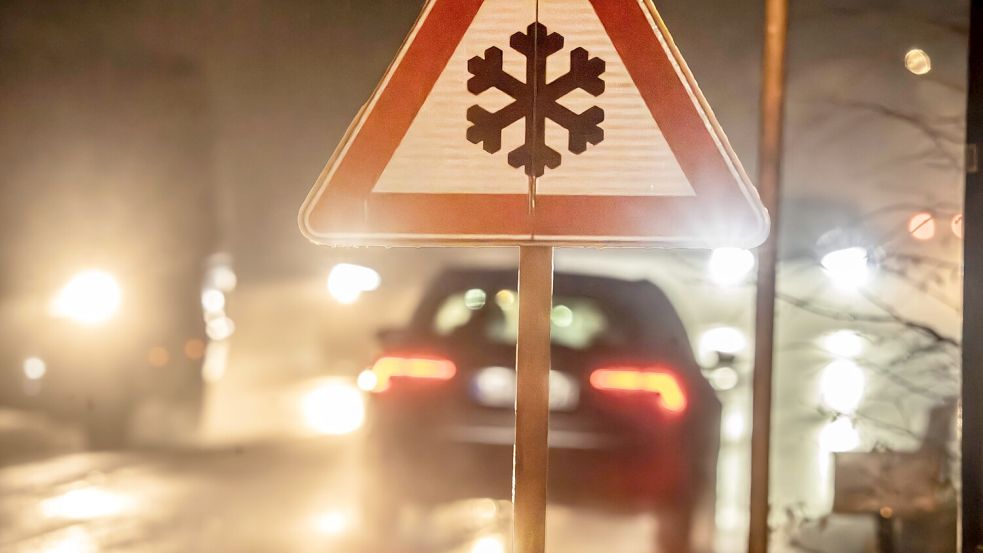 Gefährliche Straßenglätte wird es auch in den kommenden Tagen geben – auch in der Silvesternacht. Foto: Imago/Wolfgang Maria Weber