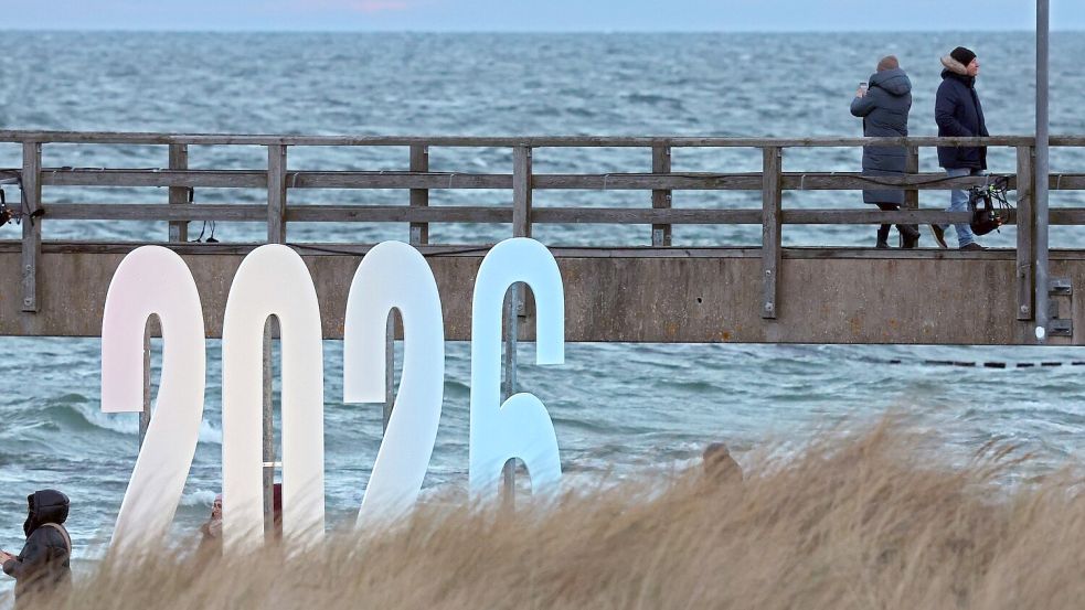 In vielen Ländern der Welt bereiten sich die Menschen auf den Jahreswechsel vor. Foto: Bernd Wüstneck