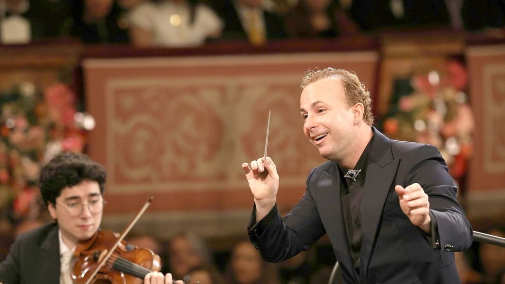 Dirigent Yannick Nézet-Séguin erinnerte an die Kraft der Freundlichkeit und der Musik. Foto: Dieter Nagl