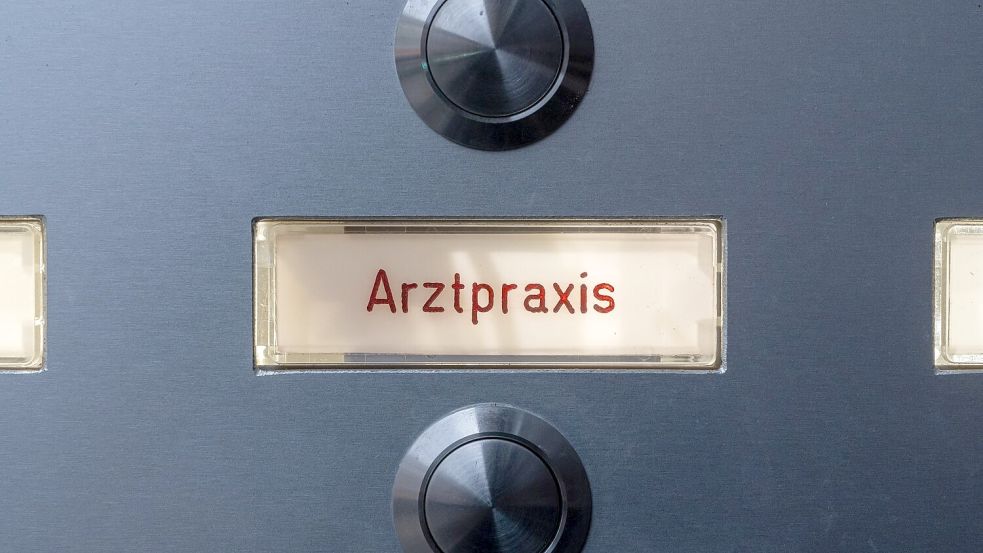 Hausarzt oder Facharzt? Das ist hier die Frage. (Archivbild) Foto: Peter Kneffel