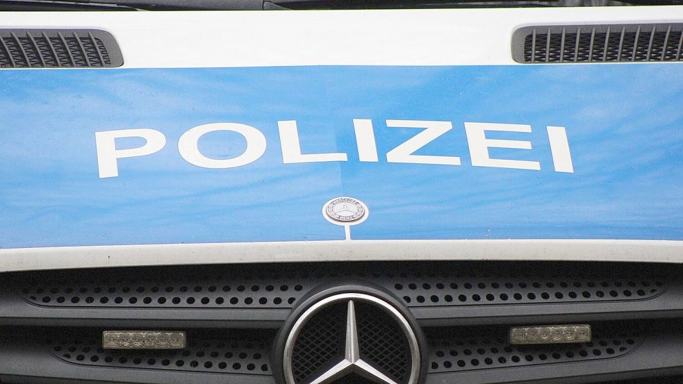 In Rhauderfehn wurde ein Mann bei einem Unfall schwer verletzt. Das berichtet die Polizei.. Symbolfoto: Pixabay