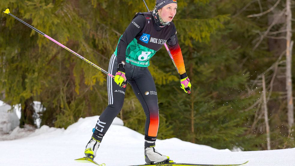 Ein erfolgreiches Jahr liegt hinter und die Paralympics vor ihr – Para-Biathletin Johanna Recktenwald. Foto: IMAGO / Beautiful Sports