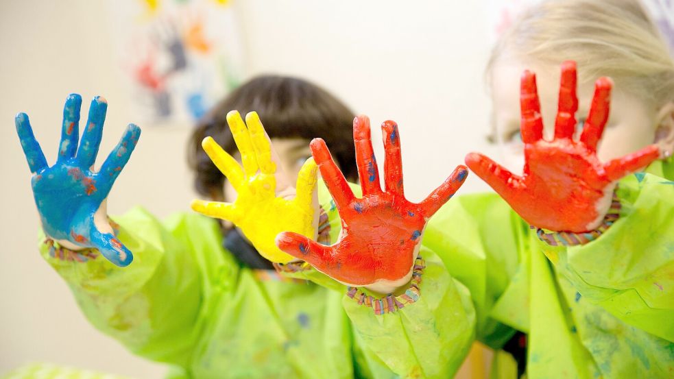 K3 ist ein Projekt der Bürgerstiftung Osnabrück, das Kinder an Malerei, Musik und Theater heranführt. Die Bürgerstiftung ist 25 Jahre alt geworden und hat viele Projekte hervorgebracht, die das Leben in der Stadt bereichern. Foto: Daniel Karmann/dpa