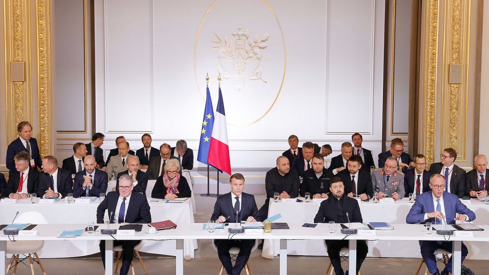 Die Koalition der Willigen möchte eine Gewährleistung einer dauerhaften Sicherheit für die Ukraine verbindlich vereinbaren. Foto: Yoan Valat/Pool EPA/AP/dpa