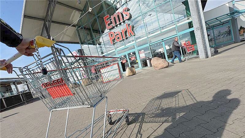 So sah der Eingang des Ems-Parks früher aus. Foto: Klaus Ortgies/Archiv