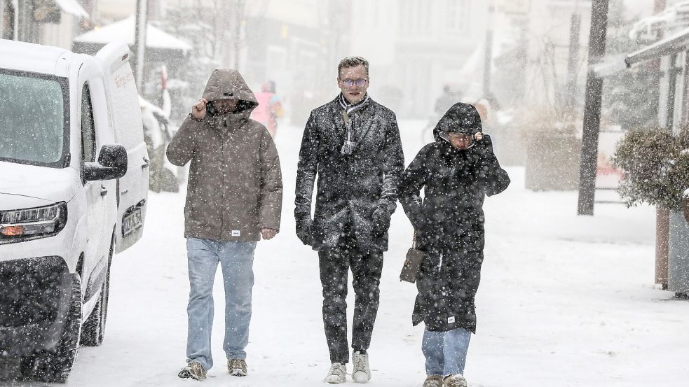 Winter in Ostfriesland: Der Wetterdienst hat eine Warnung herausgegeben. Foto: Claus Hock