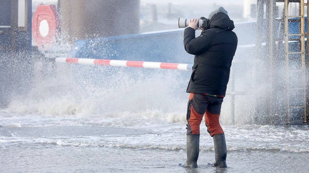 Laut einer neuen Studie ist Ostfrieslands Infrastruktur besonders durch die Folgen des Klimawandels bedroht. Foto: Marks/dpa