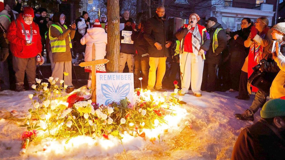 Bereits unmittelbar nach dem tödlichen Vorfall kam es zu Protesten. Foto: Bruce Kluckhohn/AP/dpa