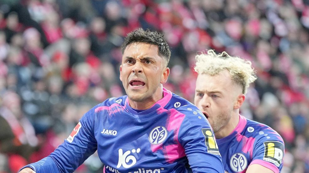Trafen beide für Mainz: Nadiem Amiri und Benedict Hollerbach Foto: Soeren Stache
