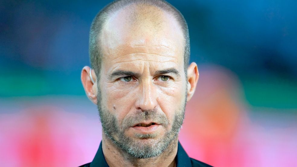 Die Tochter von Mehmet Scholl (er im Bild) hat ihre Erkrankung öffentlich gemacht. Foto: imago/Camera 4