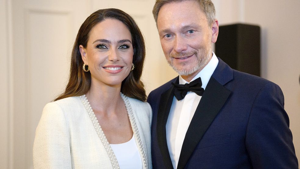 Der Stromausfall im Berliner Südwesten trifft auch Christian Lindner und Franca Lehfeldt. Foto: dpa/Bernd von Jutrczenka