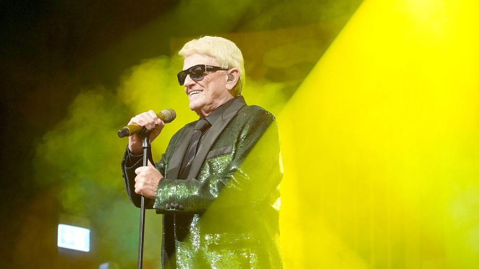 Kult-Star Heino bringt in Cloppenburg seine größten Hits auf die Bühne. Foto: Helmut Werner Management