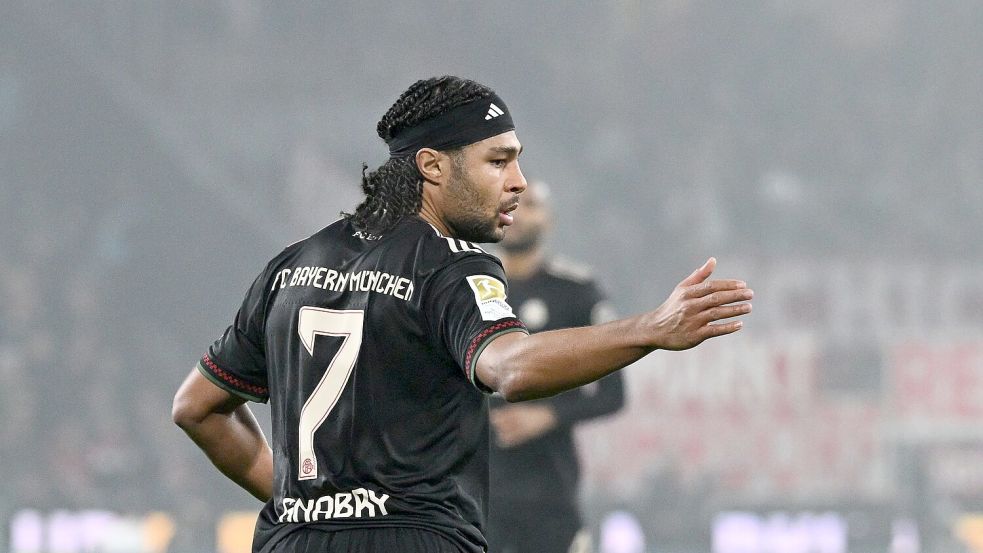 Gnabry erzielte ein irres Ausgleichstor zum 1:1 per Aufsetzer Foto: Federico Gambarini