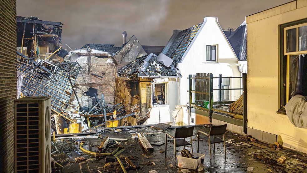 Häuser in Utrecht sind nach einer Explosion vom Donnerstag stark beschädigt. Foto: Laurens Niezen
