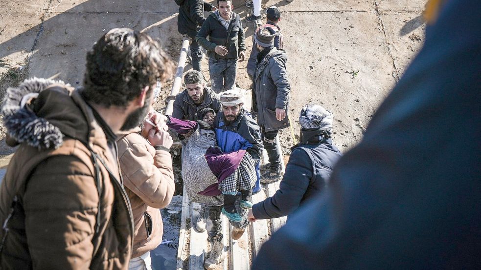 „Die neue Regierung steht weiter vor der Aufgabe, das Land zu einen und Sicherheit und   Schutz für alle Einwohnerinnen und Einwohner Syriens zu gewährleisten“, führt die Bundesregierung in ihrer Antwort auf die Anfrage der Linksfraktion aus. (Archivfoto) Foto: Moawia Atrash