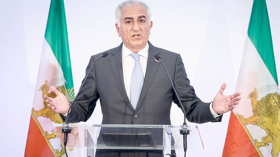 Reza Pahlavi, Sohn des gestürzten Schahs, kündigt seine Rückkehr in den Iran an. (Foto Archiv) Foto: Thomas Padilla/AP/dpa