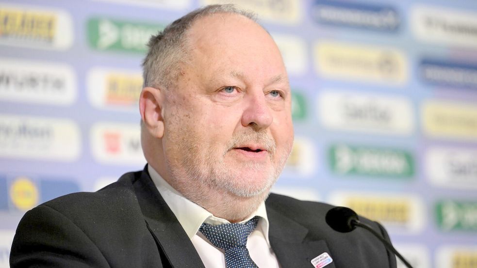 DHB-Boss Andreas Michelmann hat ein klares Bekenntnis zum Bundestrainer vermieden. (Archivbild) Foto: Marijan Murat