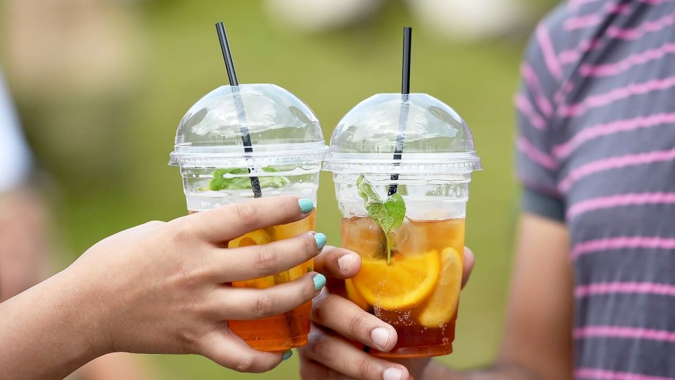 Die Besteuerung von stark zucker- oder fetthaltigen Lebensmitteln und Getränken ist der Leopoldina zufolge auch in Deutschland zu empfehlen. Foto: picture alliance / dpa