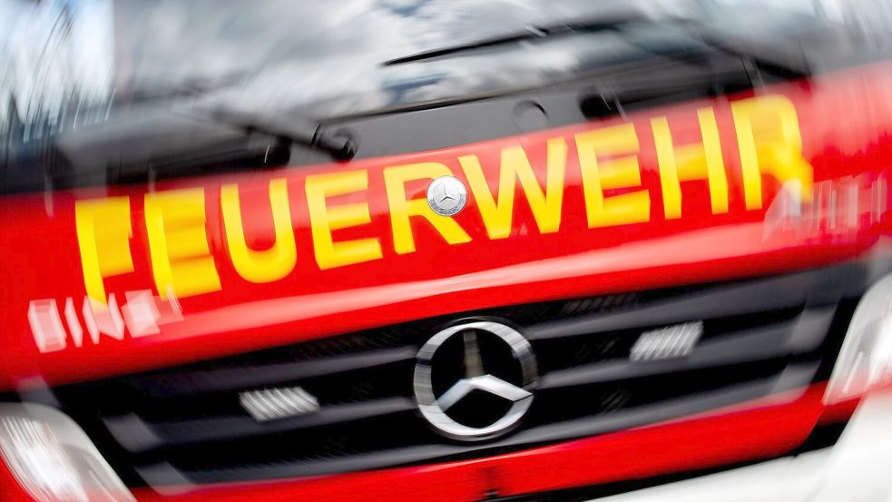 In Papenburg wurde die Feuerwehr zu einem Brand gerufen. Symbolfoto: Hauke-Christian Dittrich/dpa